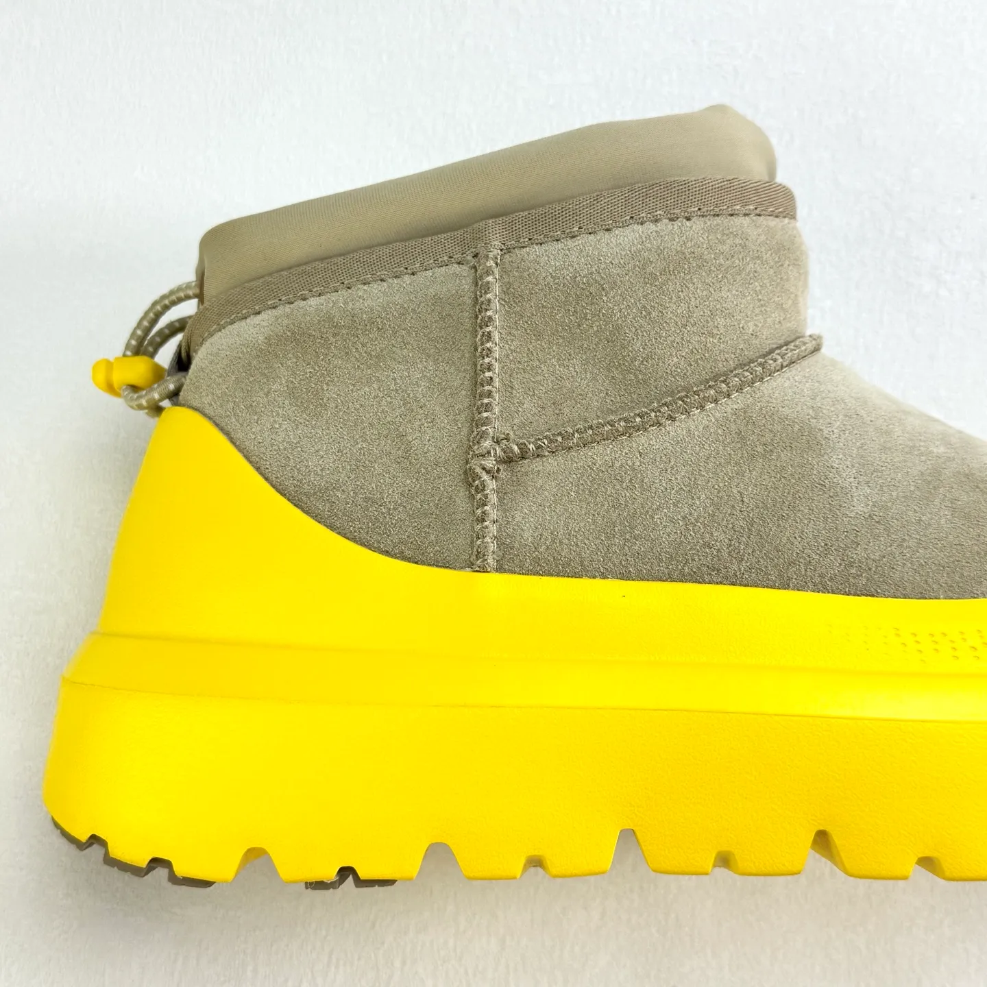 Local 💰600 2025 new Wang Yibo 4196 exclusive version original OEM grade UGG Wang Yibo same model high-end exclusive supply pyramid-top workmanship quality high-end needs to come #big advantage supply❗️❗️❗️ low-top men's and women's shoes size: 36 37 38 39 40 41 42 43 44 45